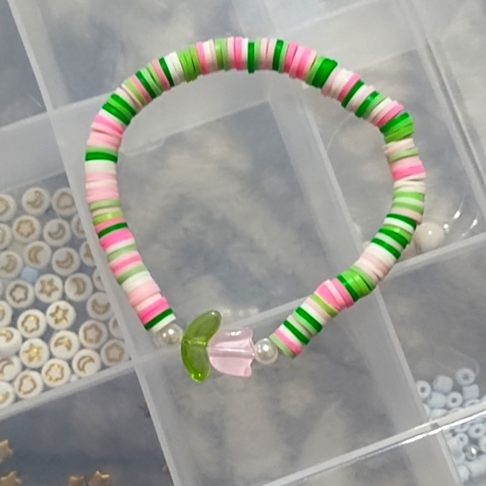 Handmade - Tulip bracelet
